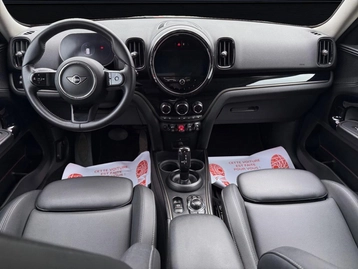 Image véhicule  Mini COUNTRYMAN (17)