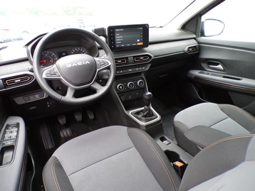 Image véhicule  Dacia SANDERO (10)