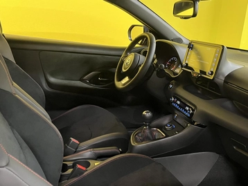 Image véhicule  Toyota YARIS (27)