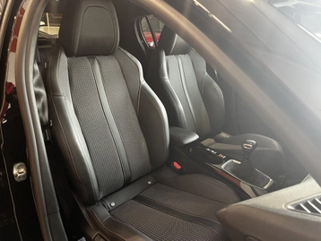Image véhicule  Peugeot 208 (12)