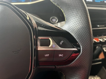 Image véhicule  Peugeot 208 (18)