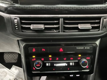 Image véhicule  Volkswagen T-CROSS (12)