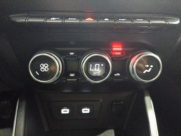 Image véhicule  Dacia DUSTER (13)