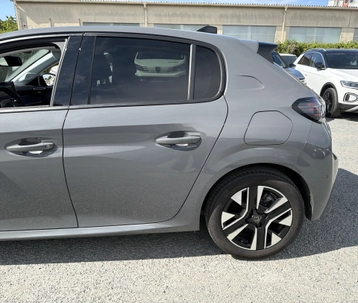 Image véhicule  Peugeot 208 (4)