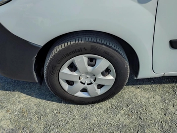 Image véhicule Renault KANGOO EXPRESS (21) Image véhicule Renault KANGOO EXPRESS (21)