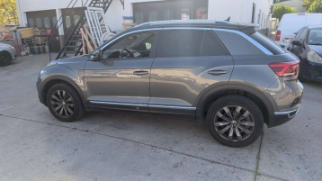 Image véhicule  Volkswagen T-ROC (22)