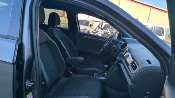 Image véhicule  Volkswagen T-ROC (26)
