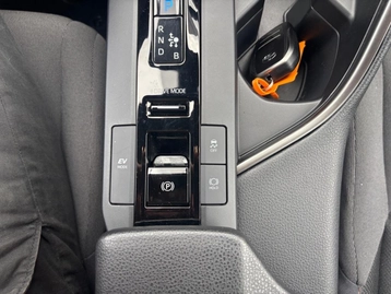 Image véhicule  Toyota C-HR (31)