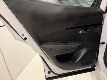 Image véhicule  Peugeot 2008 (43)