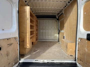 Image véhicule  Peugeot BOXER FOURGON (9)