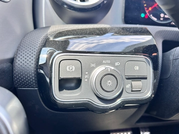 Image véhicule  Mercedes CLA (14)
