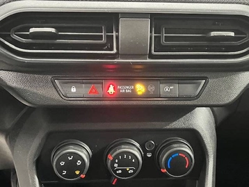 Image véhicule  Dacia SANDERO (9)