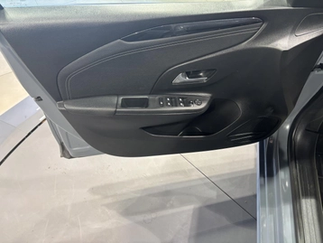 Image véhicule  Opel CORSA (8)