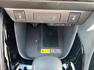 Image véhicule  Toyota YARIS (32)