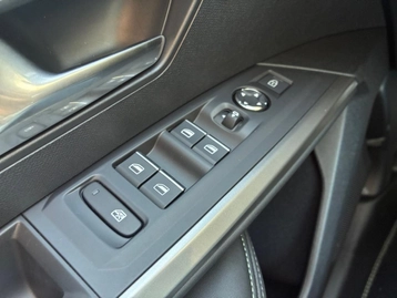 Image véhicule  Peugeot 3008 (19)