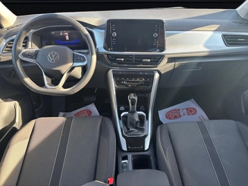 Image véhicule  Volkswagen T-ROC (15)