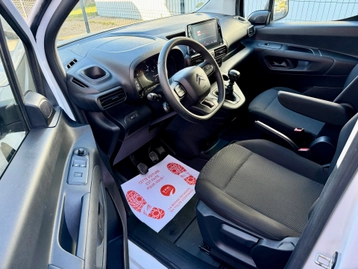 Image véhicule  Citroën BERLINGO (12)