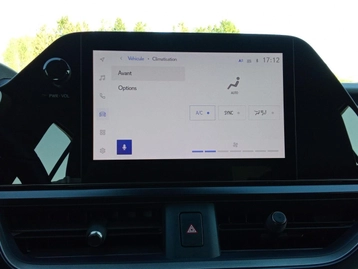 Image véhicule  Lexus UX (8)