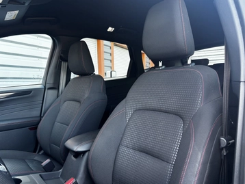 Image véhicule  Ford KUGA (4)