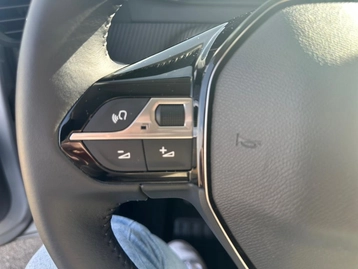 Image véhicule  Peugeot 208 (23)