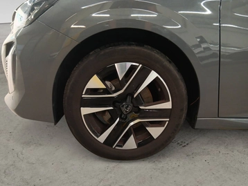 Image véhicule  Peugeot 208 (8)