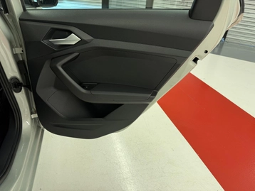 Image véhicule Audi A1 SPORTBACK (28) Image véhicule Audi A1 SPORTBACK (28)