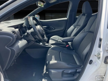 Image véhicule  Toyota YARIS (12)