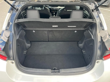 Image véhicule  Toyota YARIS (32)