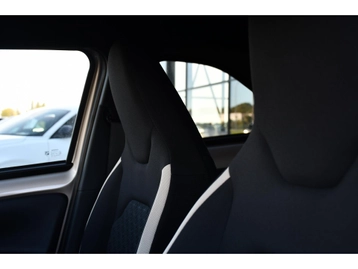 Image véhicule  Toyota AYGO (42)