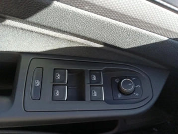 Image véhicule  Volkswagen GOLF (18)