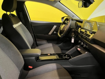 Image véhicule Citroën C4 (17) Image véhicule Citroën C4 (17)