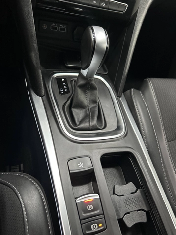 Image véhicule  Renault MEGANE (17)