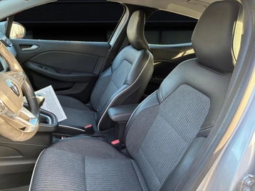 Image véhicule  Renault CLIO (17)