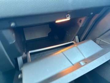 Image véhicule  Renault CLIO (39)