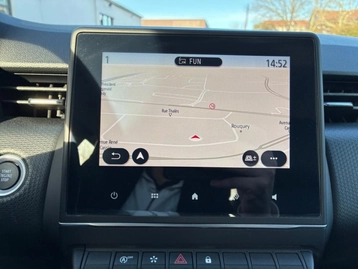 Image véhicule  Renault CLIO (29)