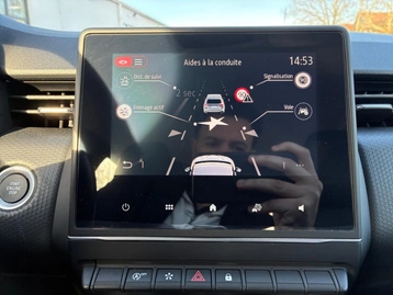 Image véhicule  Renault CLIO (33)