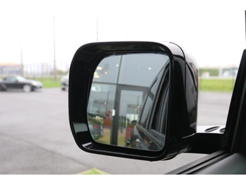 Image véhicule  Land Rover DEFENDER (25)