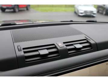 Image véhicule  Land Rover DEFENDER (43)