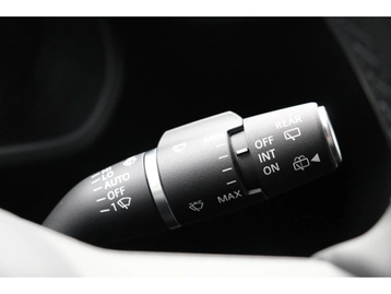 Image véhicule  Land Rover DEFENDER (24)