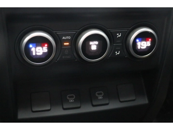 Image véhicule  Land Rover DEFENDER (48)