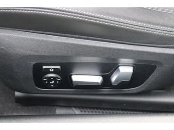 Image véhicule  BMW SÉRIE 8 (42)