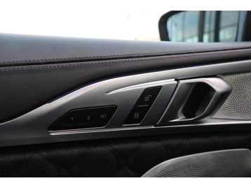 Image véhicule  BMW SÉRIE 8 (23)