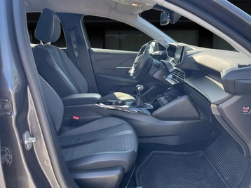 Image véhicule  Peugeot 208 (10)