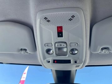 Image véhicule  Peugeot 208 (28)