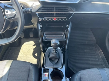 Image véhicule  Peugeot 208 (24)