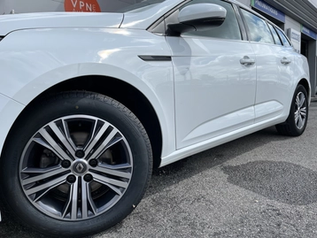 Image véhicule  Renault MEGANE IV ESTATE (1)