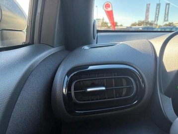 Image véhicule  Toyota YARIS CROSS (13)