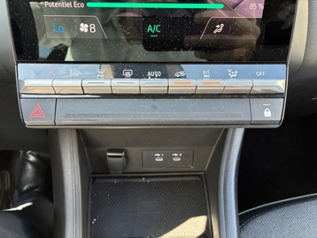 Image véhicule  Renault CAPTUR (37)
