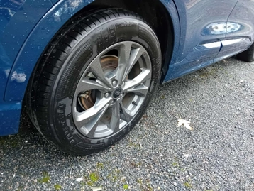 Image véhicule  Ford KUGA (17)