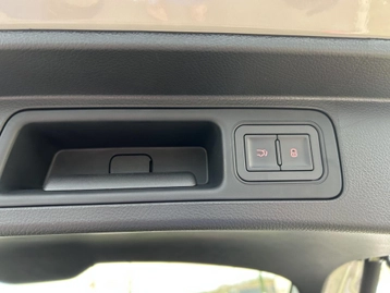 Image véhicule  BYD SEAL U (37)